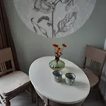 招待所 Zahrada Nad Rekou, Restaurace A Kavarna - Parkovani Gratis Zlatá Koruna
