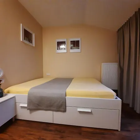 Zahrada Nad Rekou, Restaurace A Kavarna - Parkovani Gratis