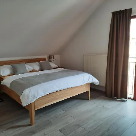 Zahrada Nad Rekou, Restaurace A Kavarna - Parkovani Gratis