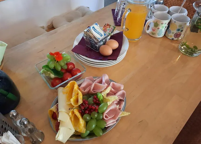 Zahrada Nad Rekou, Restaurace A Kavarna - Parkovani Gratis